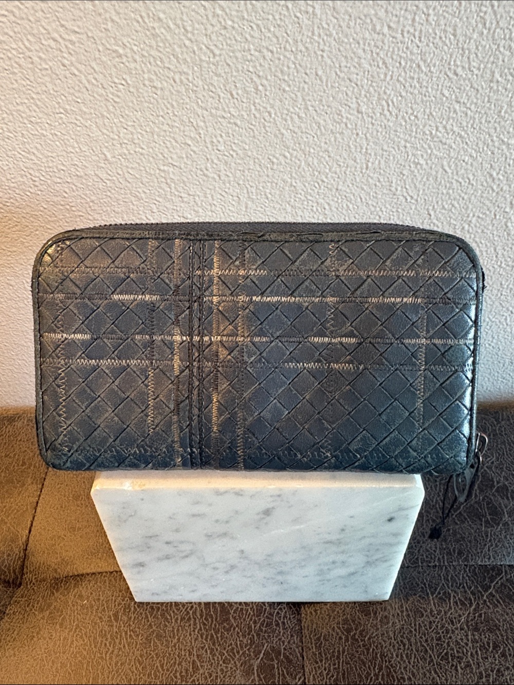 Bottega Venetta Zip-Around Wallet - navy with contrasting stitching